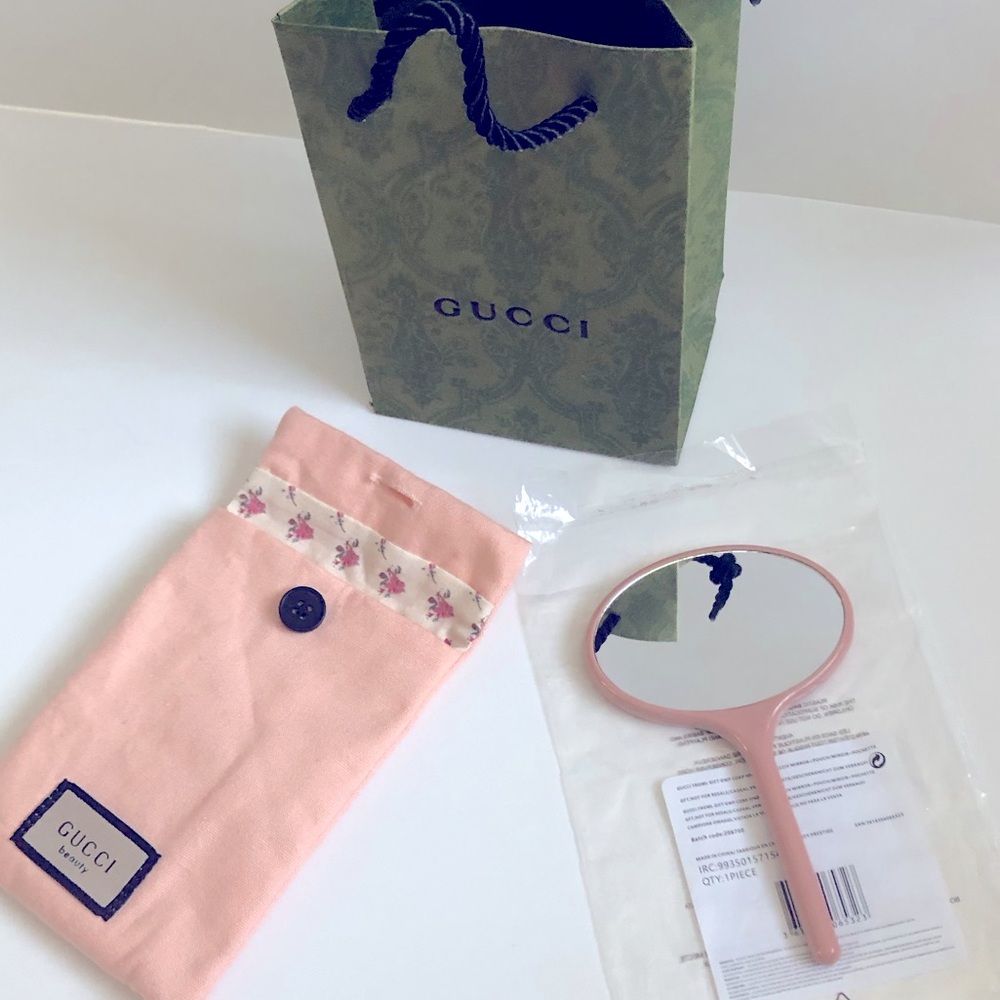 New Authentic Gucci π©· Handheld Mirror/W Mirror Pouch Case GWP/VIP - Picture 1 of 8